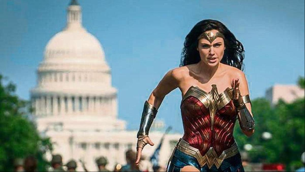 Gal Gadot: “Me pellizco al verme como Wonder Woman”