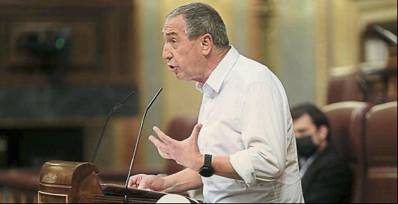 Magia y bochorno en las Cortes
