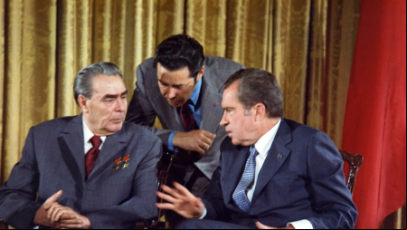 Los presidentes de la URSS, Leonid Brezhnev, y de EEUU, Richard Nixon.