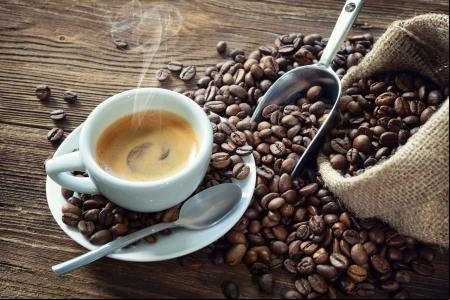 El café a menudo genera controversia a pesar de tener varios beneficios