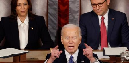 Biden llama a los estadounidenses a elegir entre la