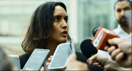 Ana Méndez, directora legal del bufete Schubert & Fassano (que emula a Mossack & Fonseca) da la cara ante la prensa.