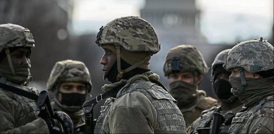 Los ciudadanos desaparecen del centro de Washington, ocupado por los militares Los ciudadanos desaparecen del centro de Washington, ocupado por los militares