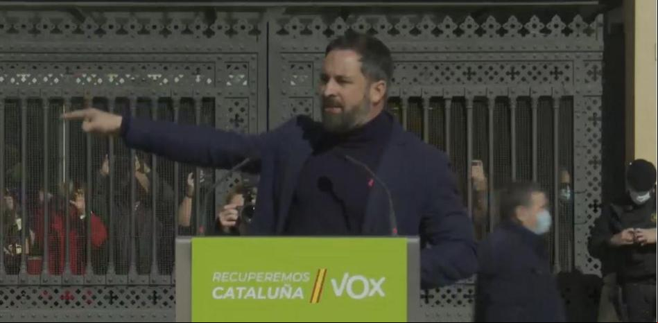 Abascal denunciará a “los jefes políticos de los Mossos”