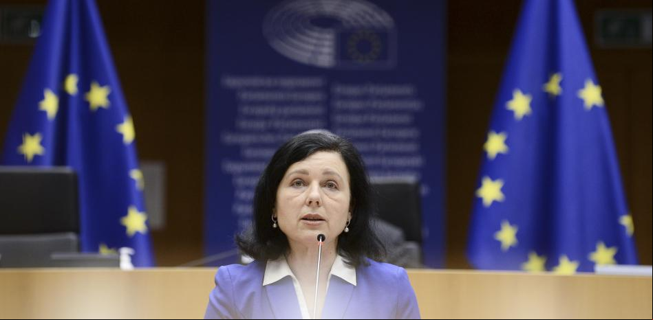 Bruselas recrimina a Hungría, Polonia y Eslovenia los ataques a la prensa