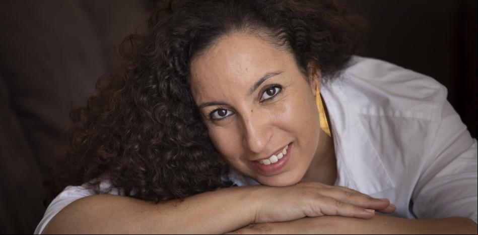 Najat El Hachmi: “Siempre escribo sobre el deseo”