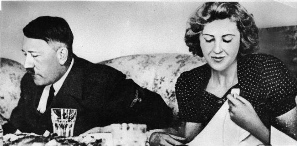 ¿Con qué brindaron Eva Braun y Hitler, poco antes de suicidarse en el búnker?