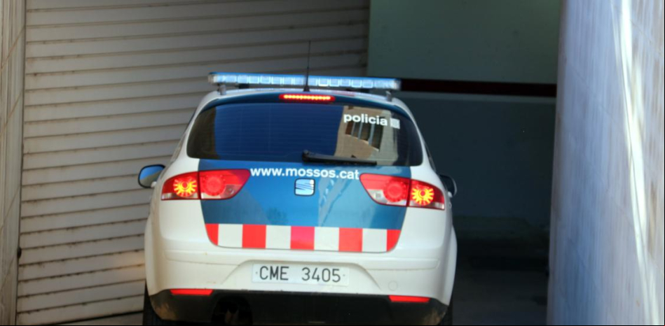 La policía interviene cinco fiestas ilegales en Catalunya