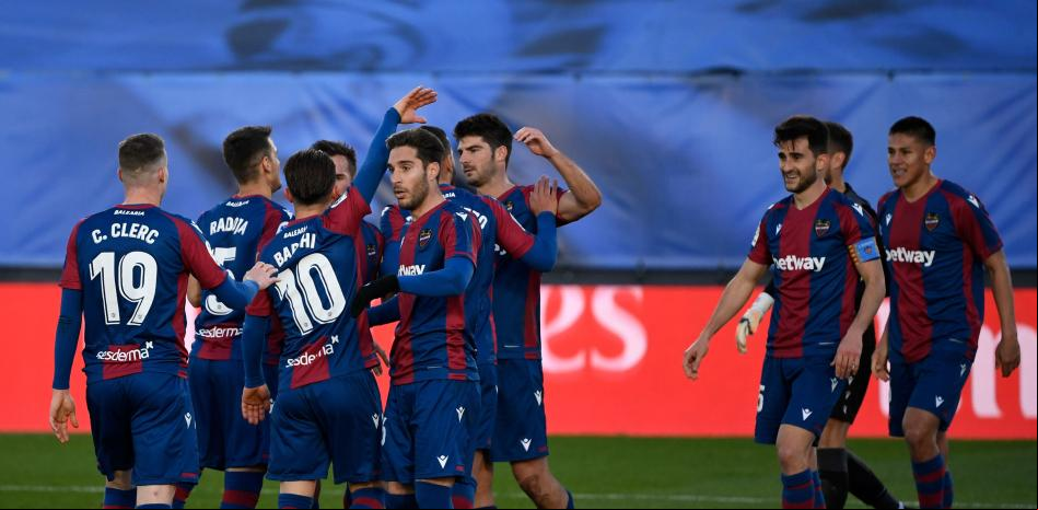 El Madrid pierde ante el Levante en otro partido pésimo