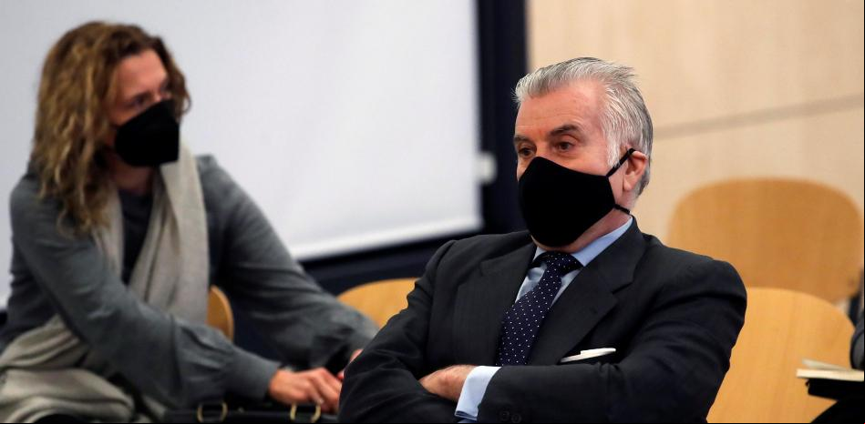 El PSOE carga contra la corrupción del PP y la caja B