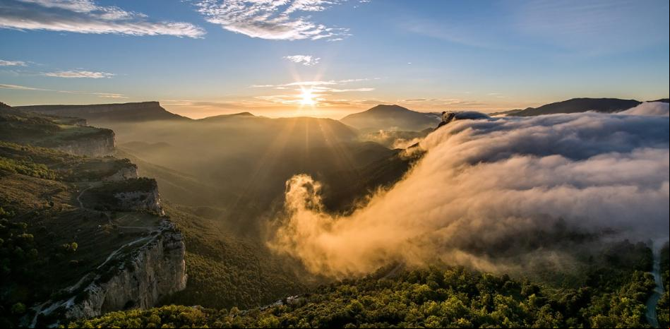 El bello paisaje del mirador dels Bassis