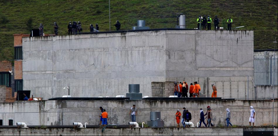 Los cuatro motines concertados dejan 79 presos muertos en Ecuador