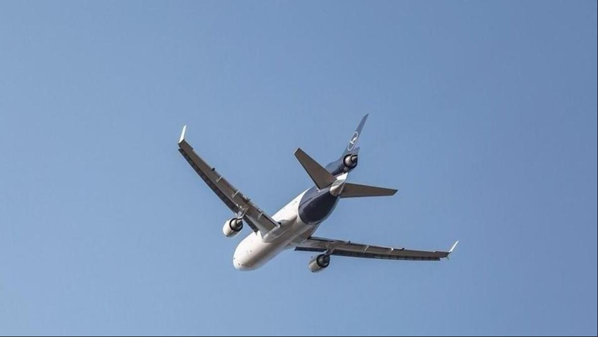 Un avión voló 10 minutos sin pilotos sobre España: el capitán estaba en el lavabo y el copiloto se desmayó