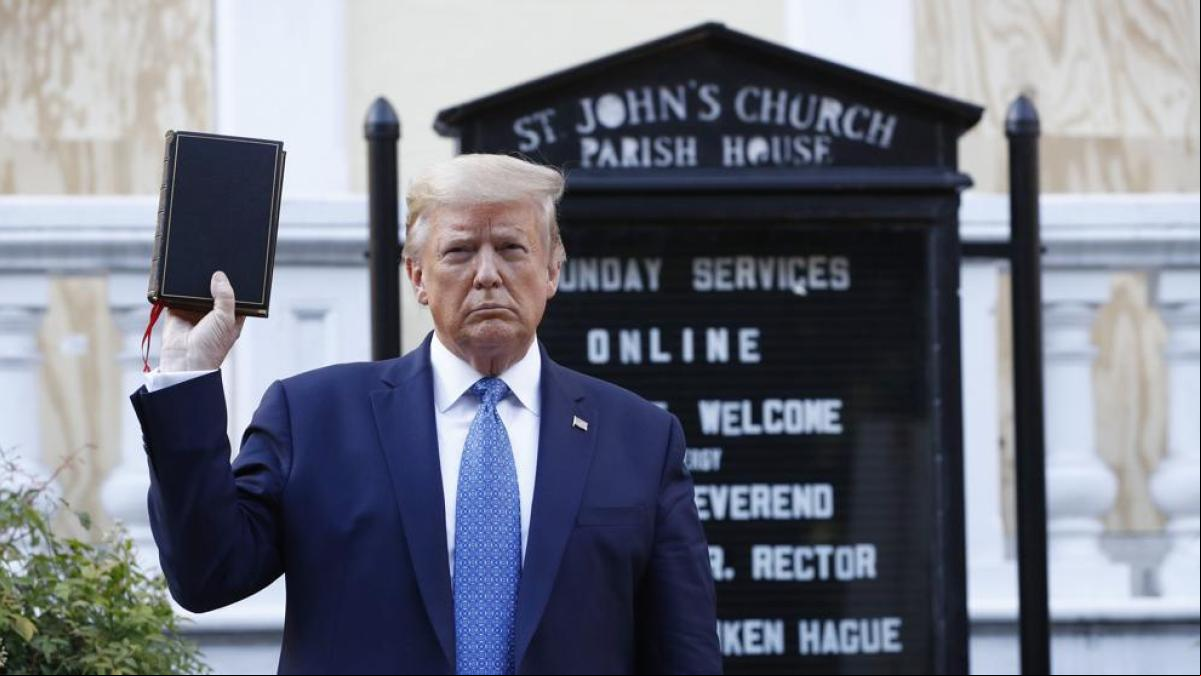 Donald Trump y el apoyo de los evangélicos, ¿paradoja o tradición?