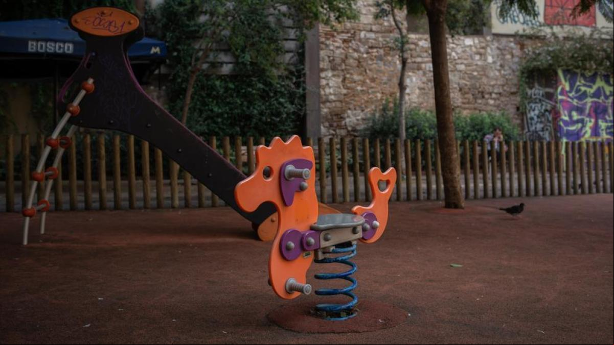 Muere un niño de 3 años atragantado con una uva en un parque