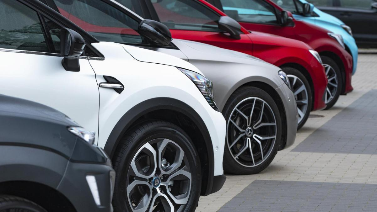 Coches con buena relación calidad-precio que te puedes comprar si no te ha tocado la lotería de Navidad