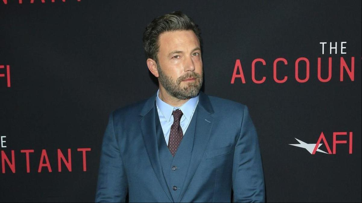 Ben Affleck confiesa que si no se hubiera separado de Jennifer Garner seguiría bebiendo