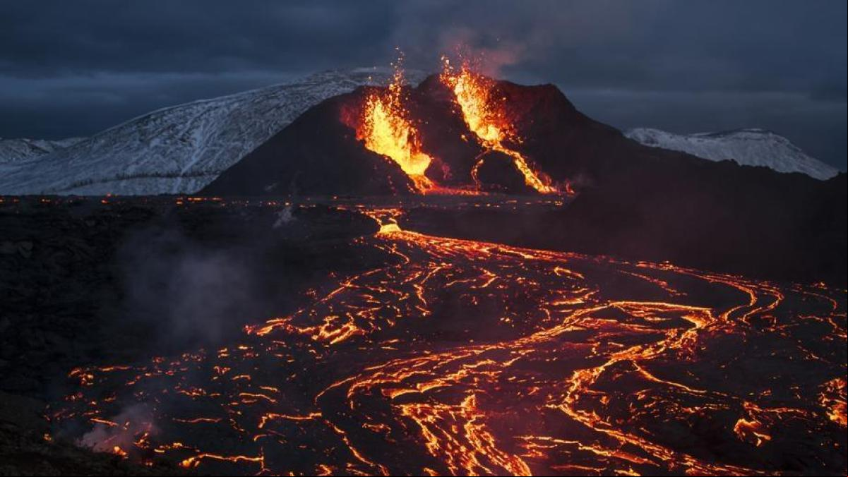Medio centenar de volcanes en erupción y más de 1.300 activos en el mundo
