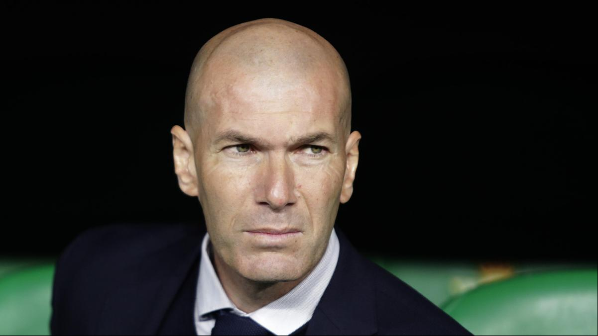 En Francia aseguran que el PSG negocia ya con Zinédine Zidane