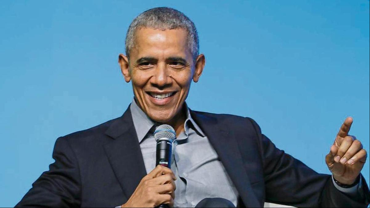 Obama crea polémica con su masiva fiesta de 60 años