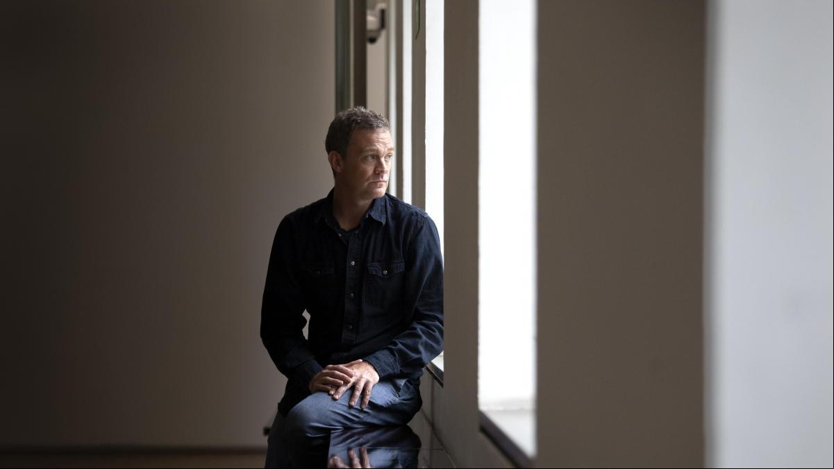 Patrick Radden Keefe: “Twitter parece una fiesta donde sólo quedan borrachos lunáticos”