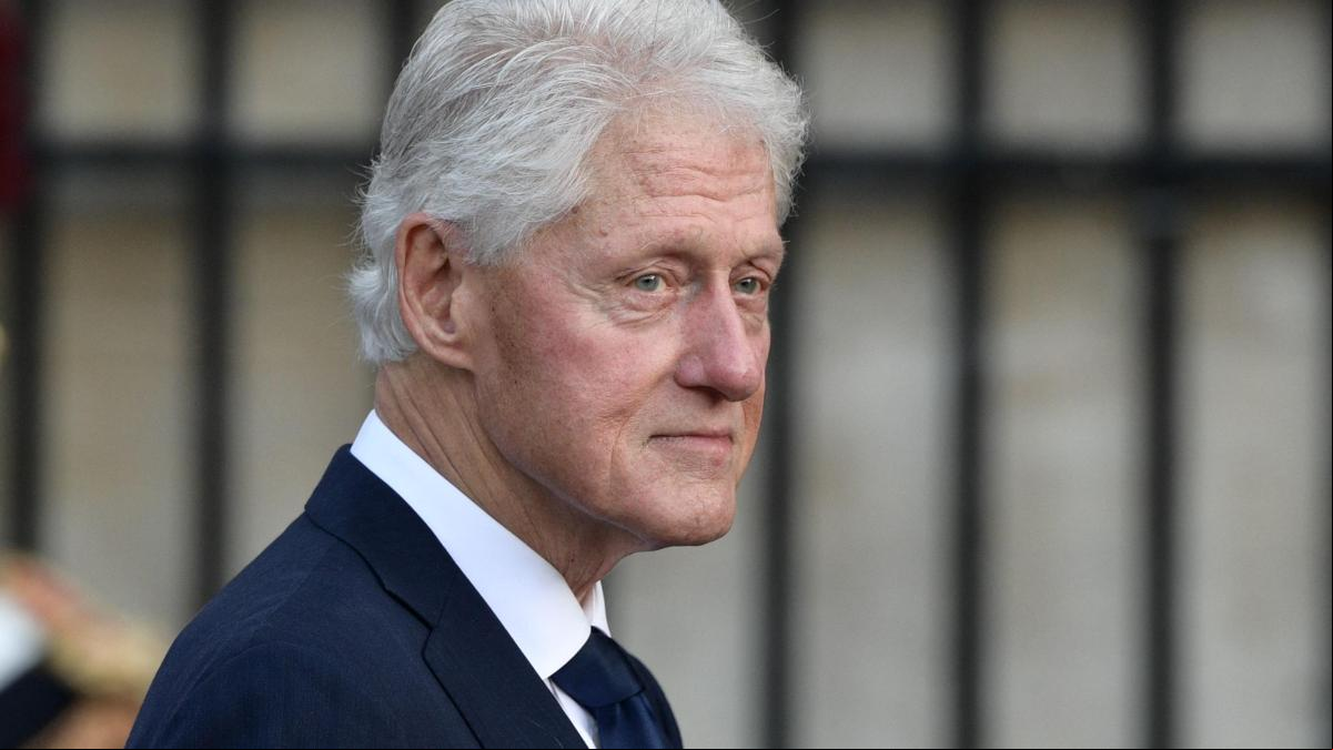 Bill Clinton se esconde en casa de Julio Iglesias: el escandaloso motivo de su refugio