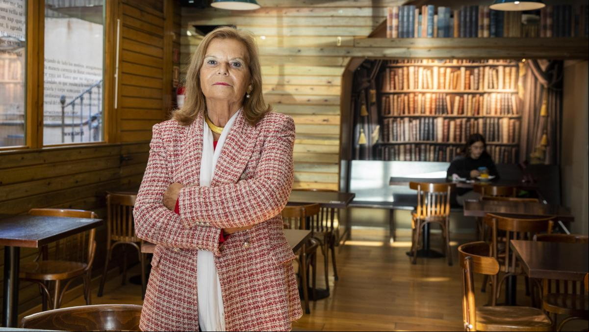 Carme Riera reedita en un único libro dos recopilaciones de cuentos, cuarenta años después
