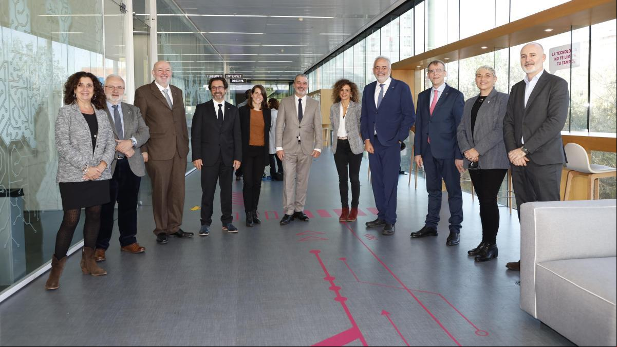 El Ayuntamiento de Barcelona se alía con cinco universidades para impulsar start-ups
