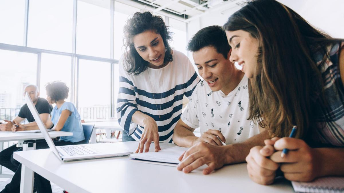 Los mejores descuentos del Black Friday en formación para seguir aprendiendo gastando poco