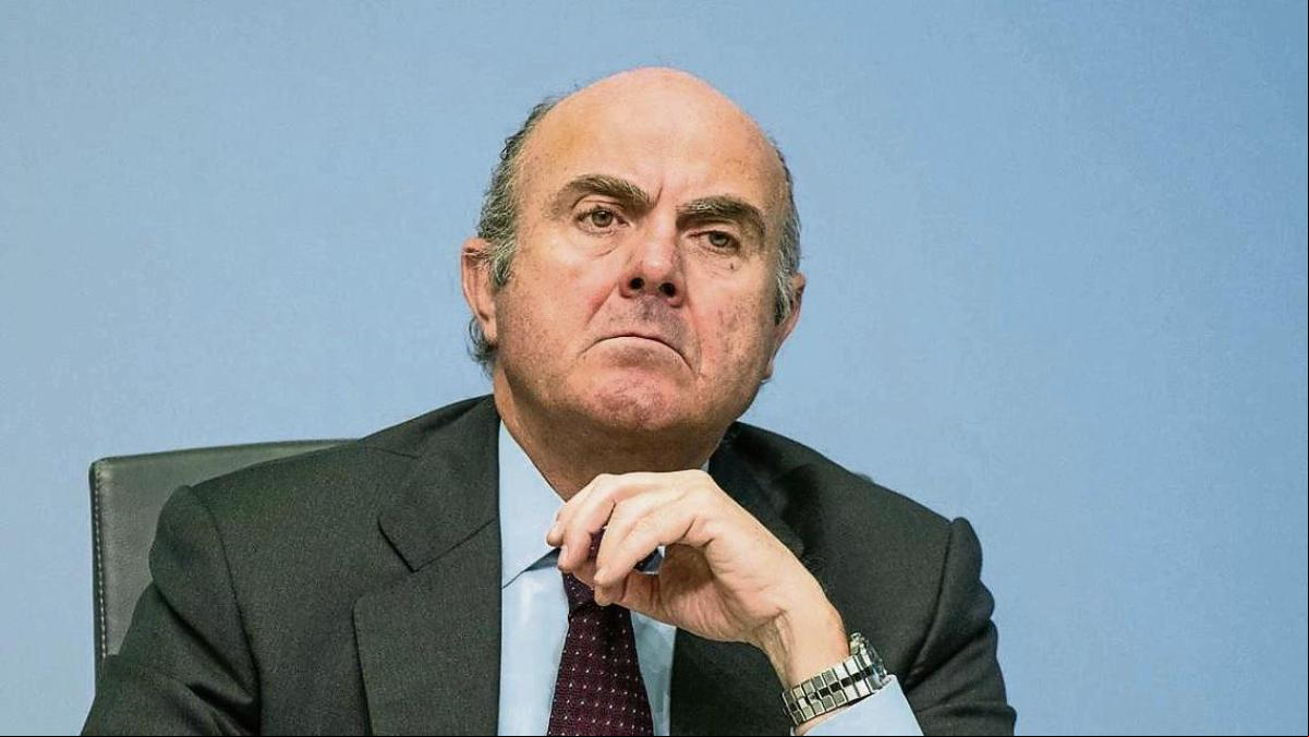 De Guindos da positivo en covid antes de la reunión del BCE sobre su política de estímulos