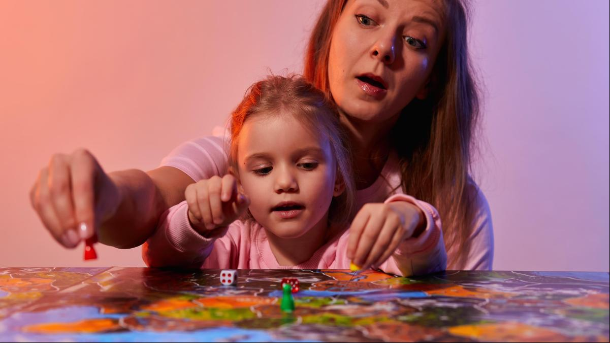 Los juegos de mesa, por muy sencillos que sean, contribuyen al desarrollo de nuestro cerebro