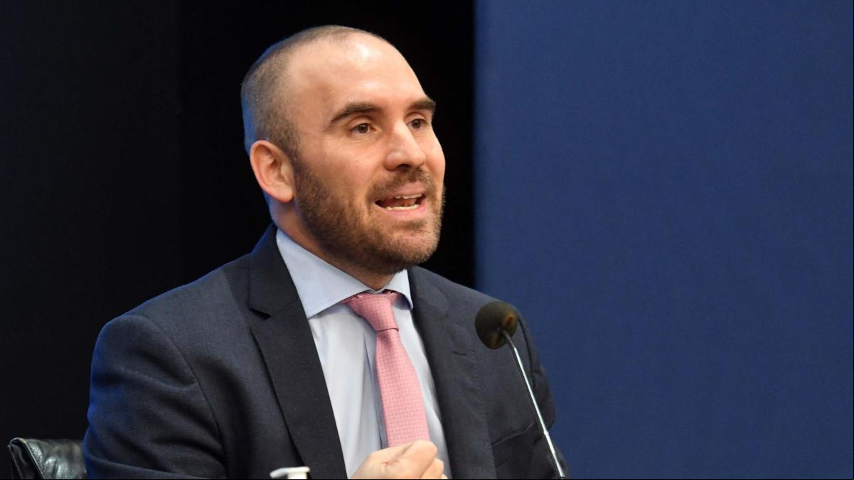 Argentina llega a un acuerdo con el FMI para reestructurar la deuda