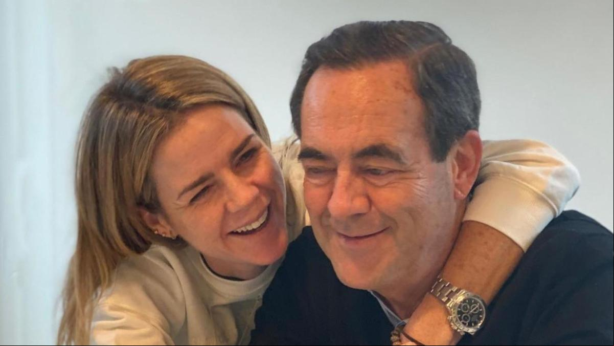 La divertida reacción de padre de José Bono al ver un baile de su hija Amelia en Instagram