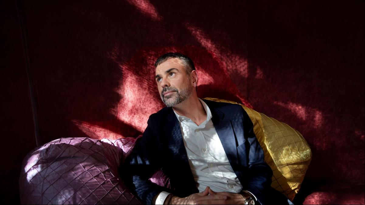 “A veces hay que parecer traidor para ser patriota de verdad”