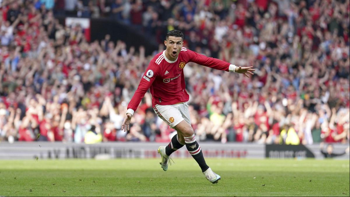Un hat-trick de Cristiano salva el triunfo del Manchester United ante el Norwich