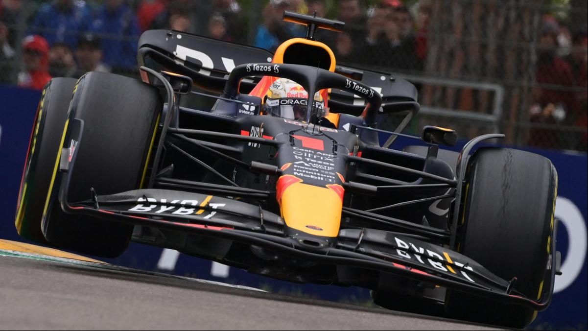 Verstappen y Red Bull saquean el feudo de Ferrari