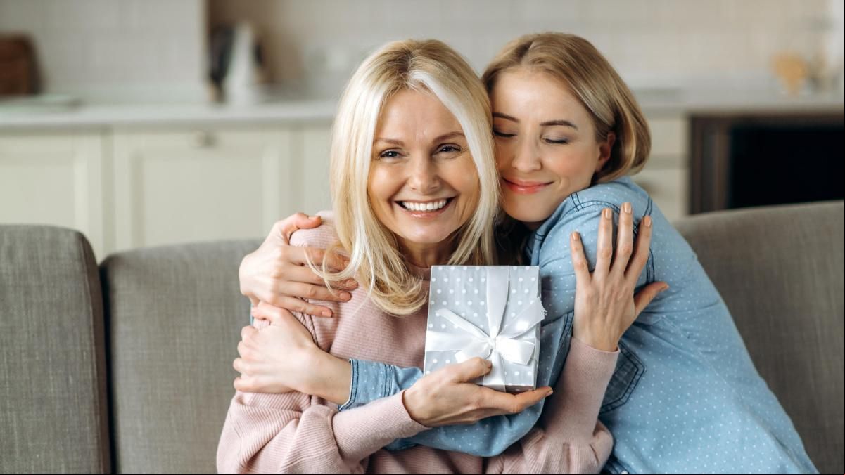 10 joyas por menos de 50 € para regalar en el Día de la Madre: Pandora, Swarovski y más