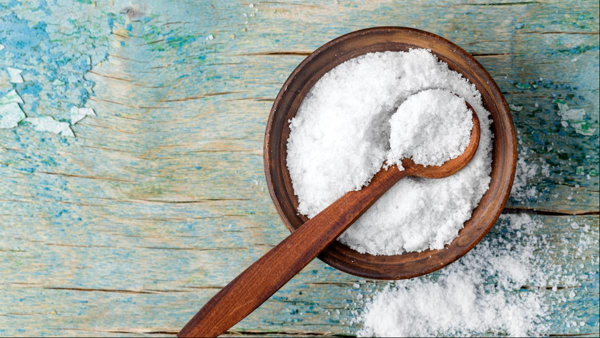 Qué tipo y cuánta sal debes añadir a tus platos según los endocrinos