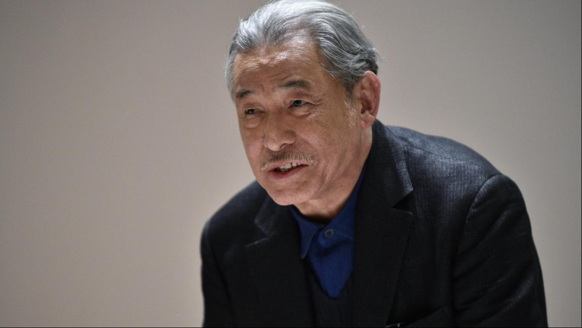 Adiós a Miyake, el rey del plisado