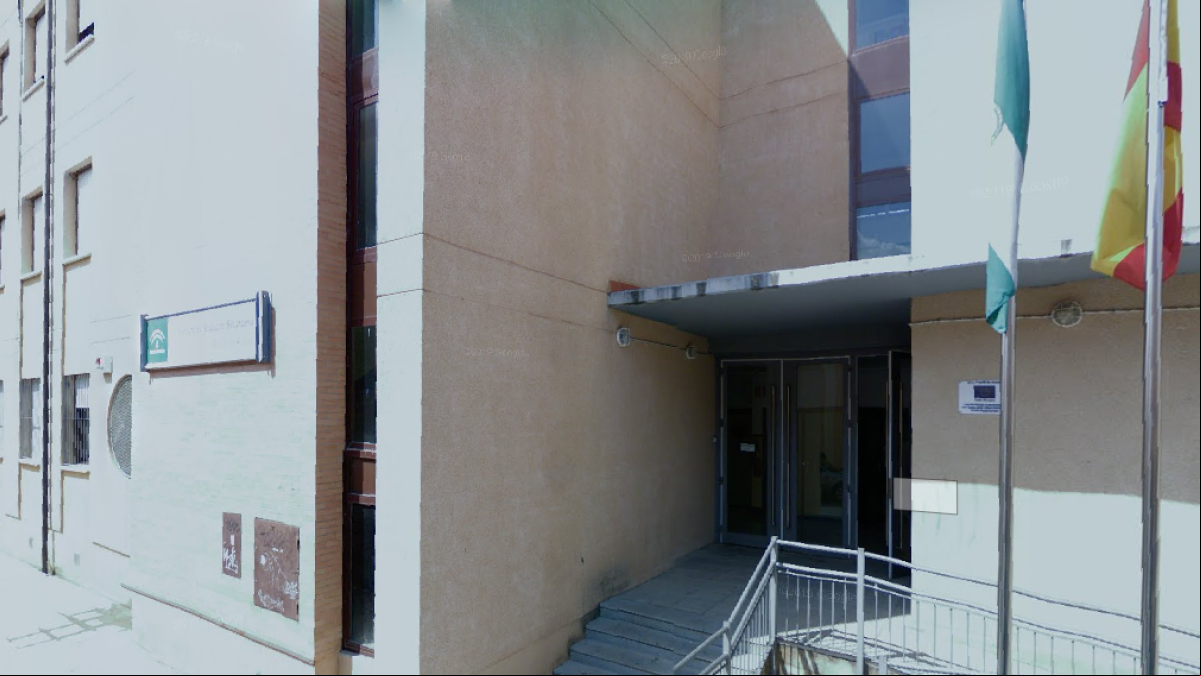 Un alumno le da un puñetazo a un profesor de su instituto por mediar en una pelea entre estudiantes