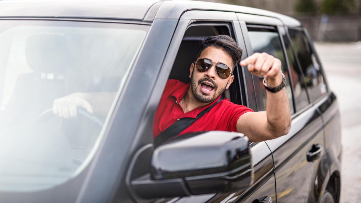 Los tres datos de la DGT que rebaten la creencia de que las mujeres conducen peor