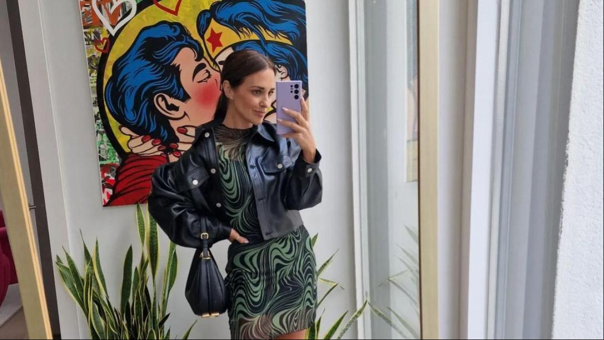 El vestido tatuaje se convierte en la tendencia favorita de las influencers