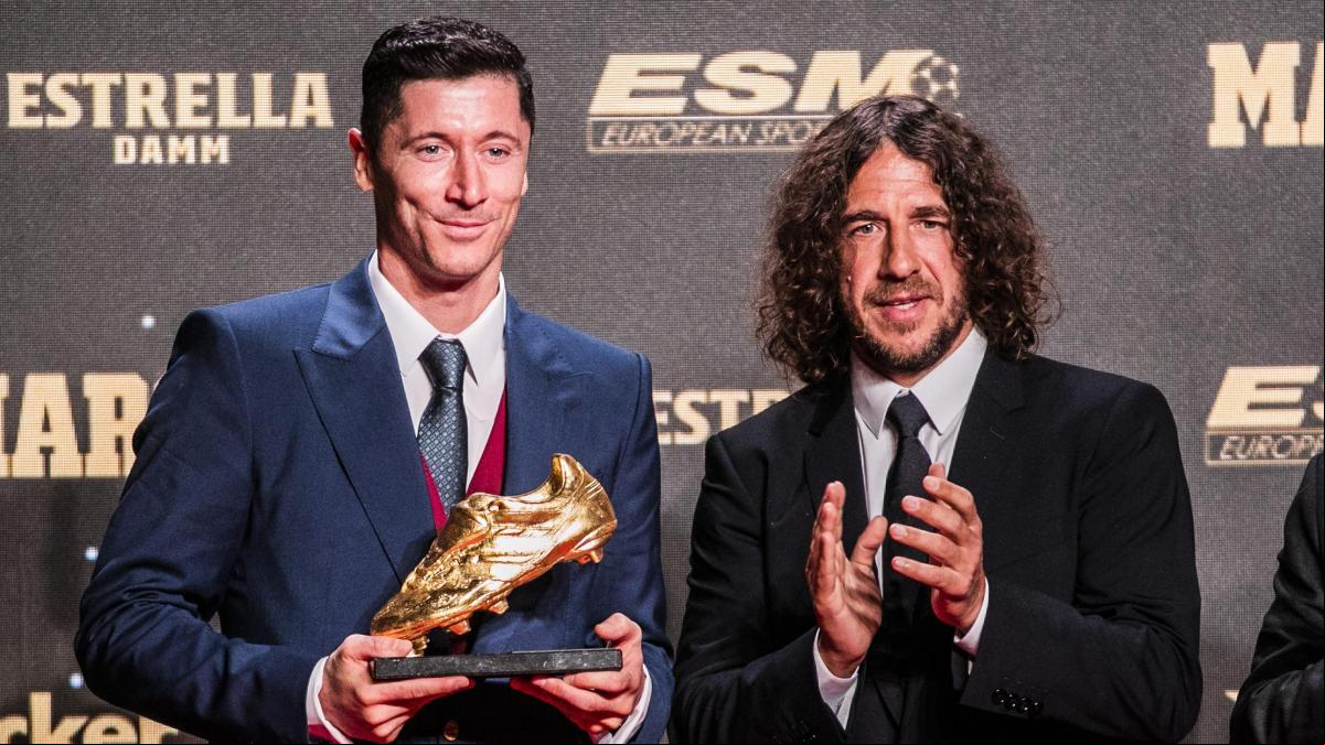 Lewandowski recibe su segunda Bota de Oro