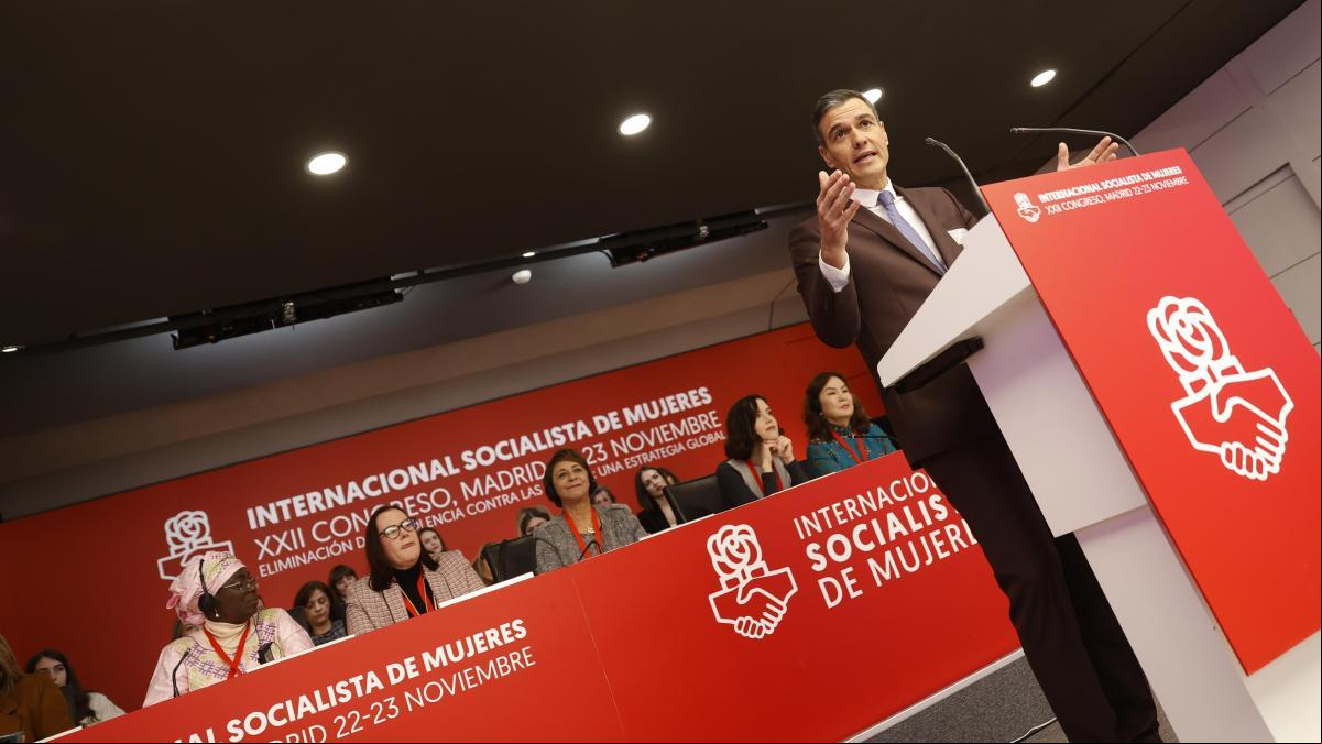 Feministas socialistas, la voz crítica con la ley trans que inquieta a Sánchez