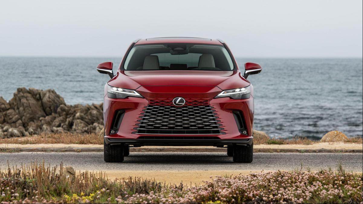 Lexus presenta la quinta generación del RX, el refinado SUV japonés de grandes dimensiones