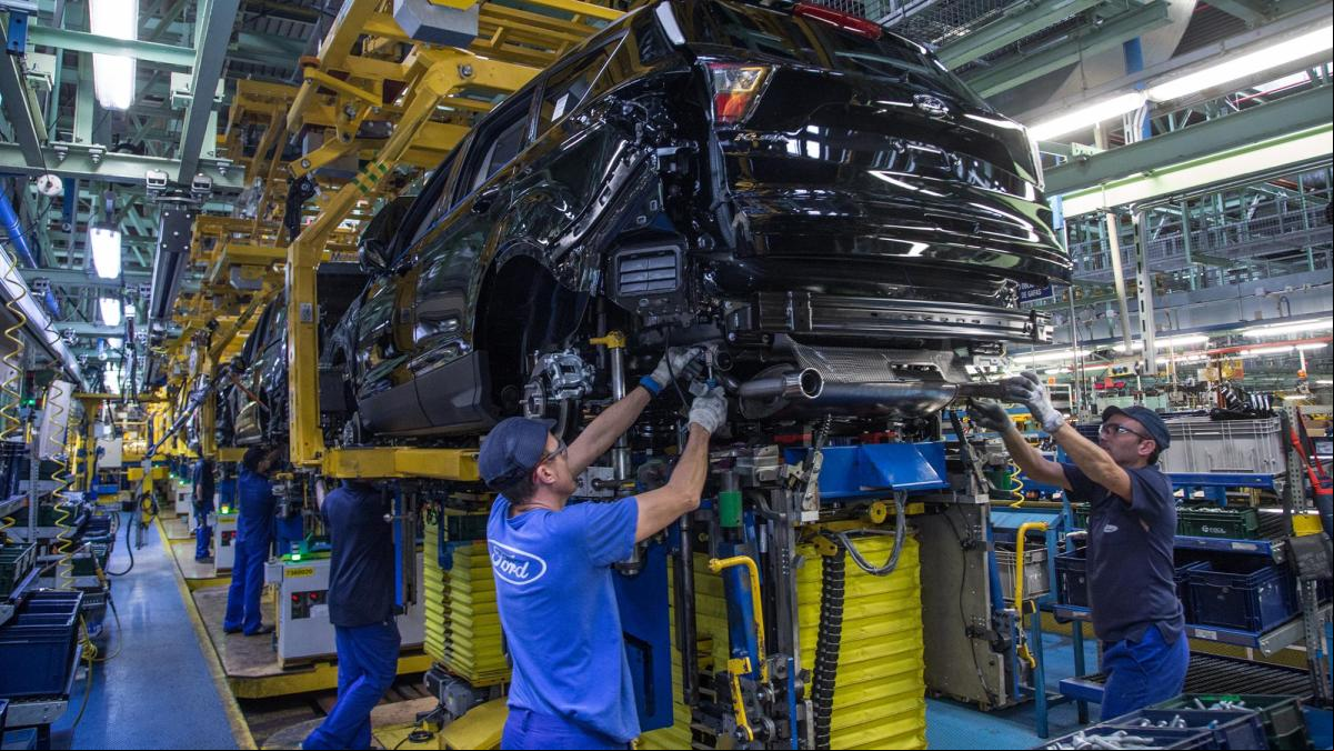UGT espera que Ford asigne híbridos a la factoría de Almussafes y mantenga la carga de trabajo