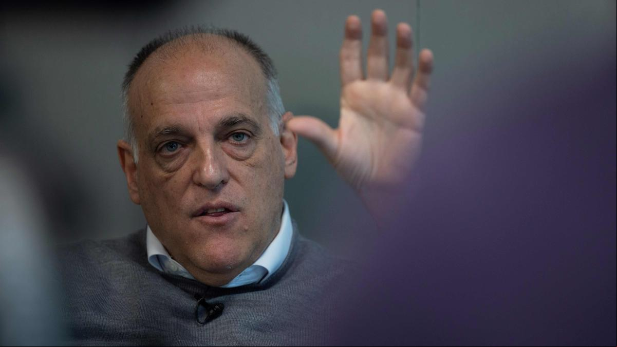Tebas insinúa que el Barcelona pudo ser “estafado” Tebas insinúa que el Barcelona pudo ser “estafado”