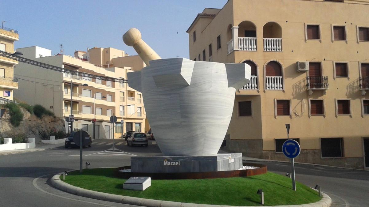 El mortero más grande del mundo está en este pueblo andaluz dedicado al mármol