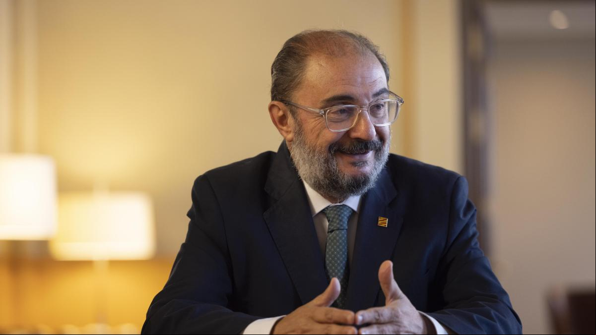 Javier Lambán: “El gran drama de la política nacional es que populistas e independentistas sean determinantes”