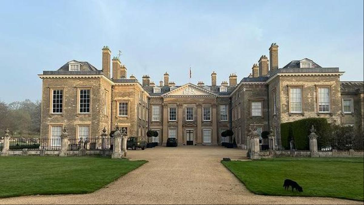 La finca familiar de la princesa Diana, incendiada por vándalos La finca familiar de la princesa Diana, incendiada por vándalos